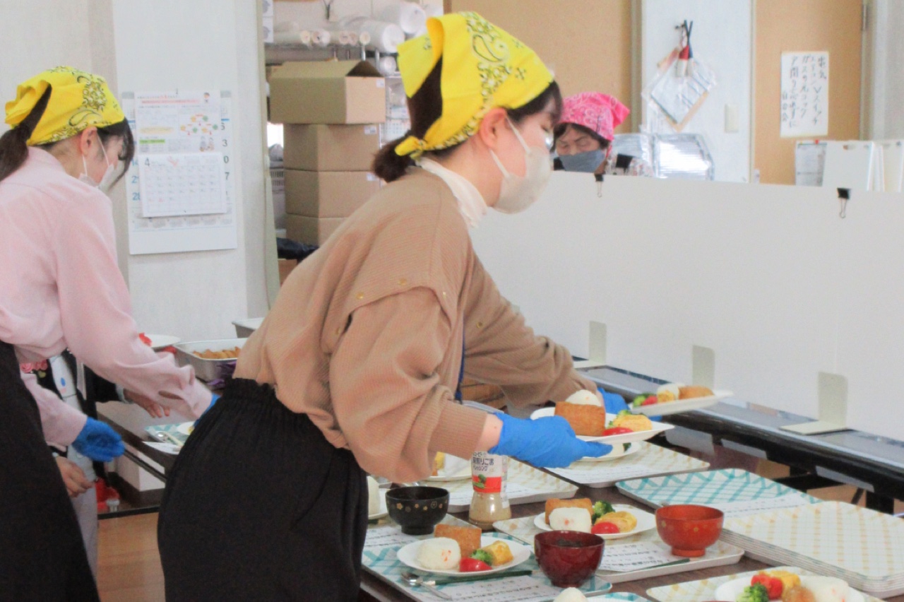朝ごはん支援<br>による食育-2